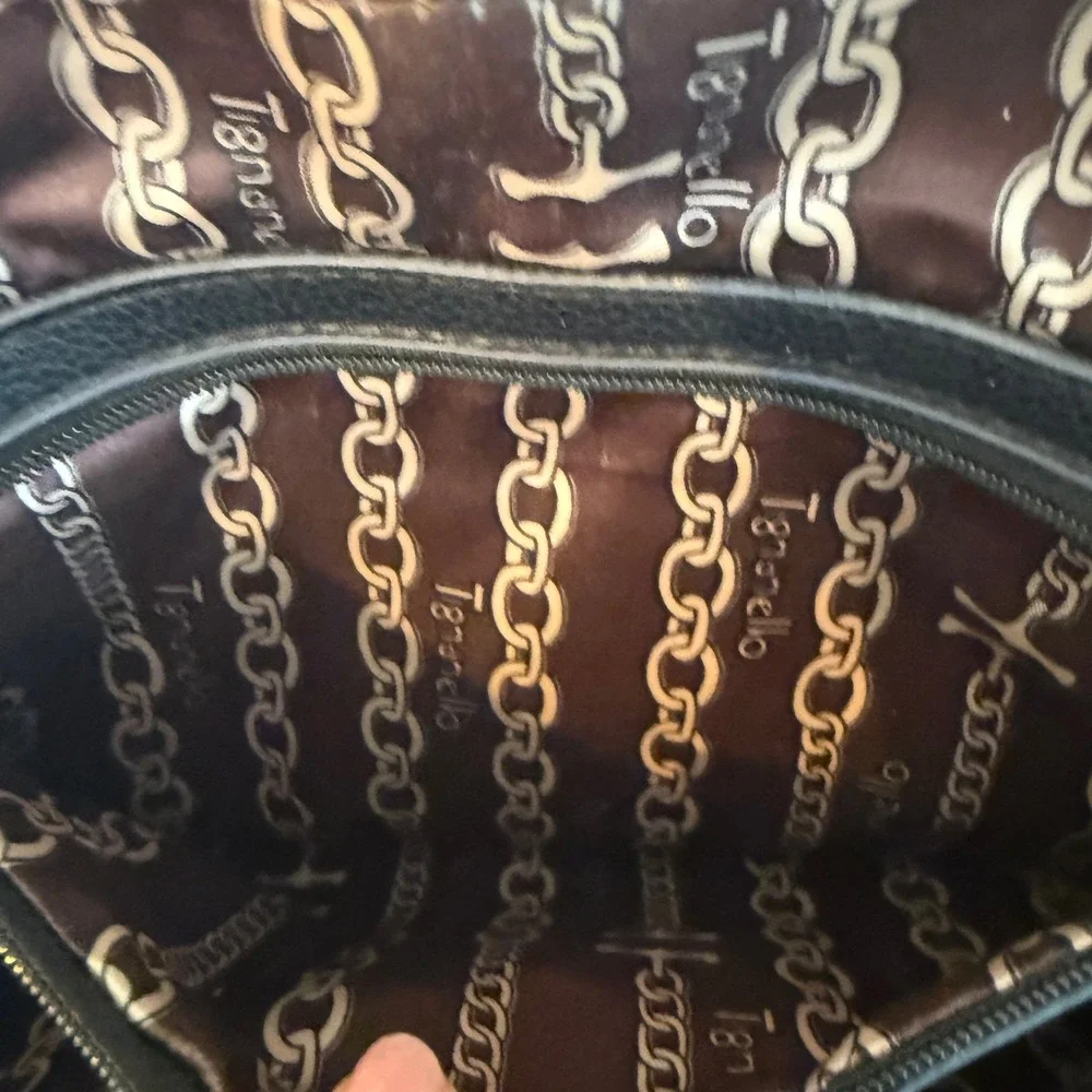 Tignanello Cream‎ Black Pebbled Leather Dome Satchel Handbag Two Tone Bag